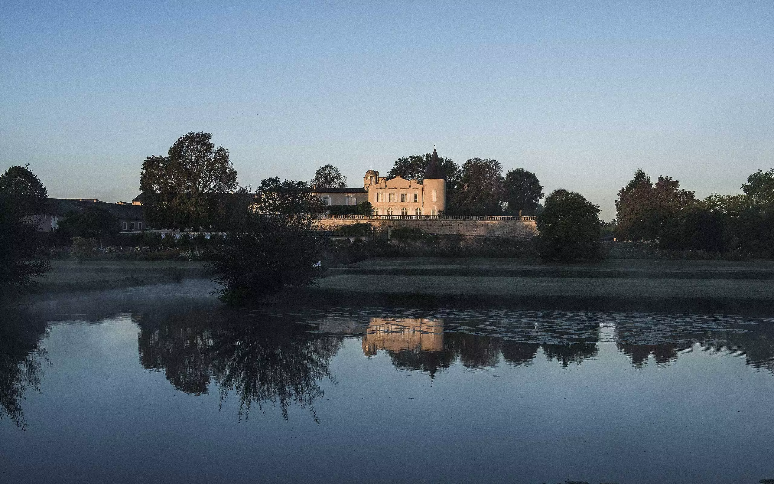 Château Lafite Rothschild — estate